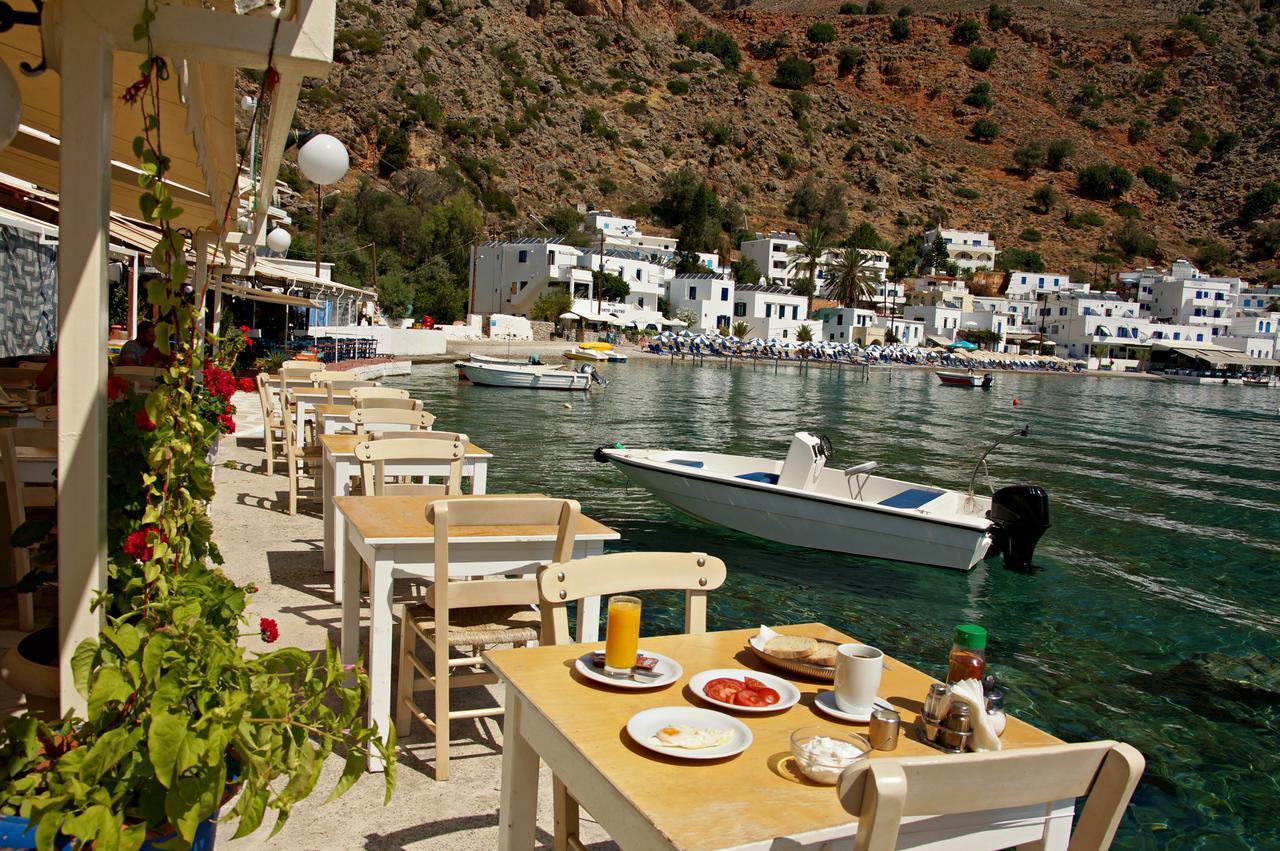 Madares Hotel Loutro Buitenkant foto