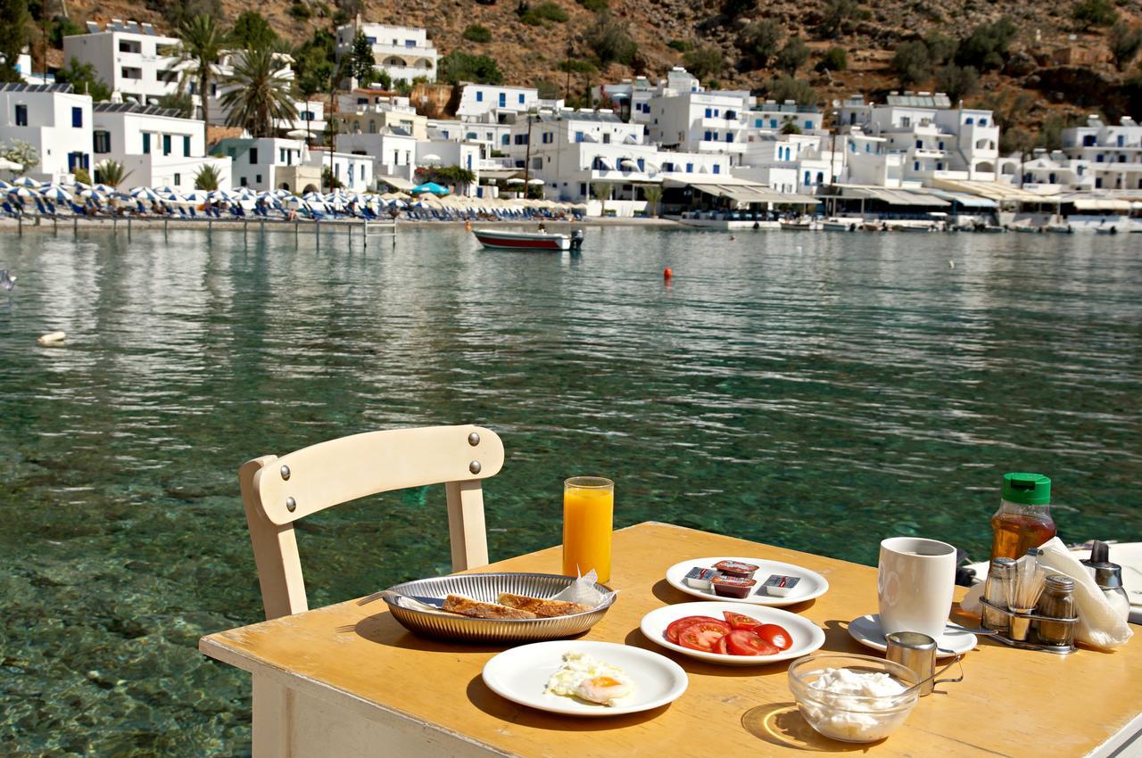 Madares Hotel Loutro Buitenkant foto