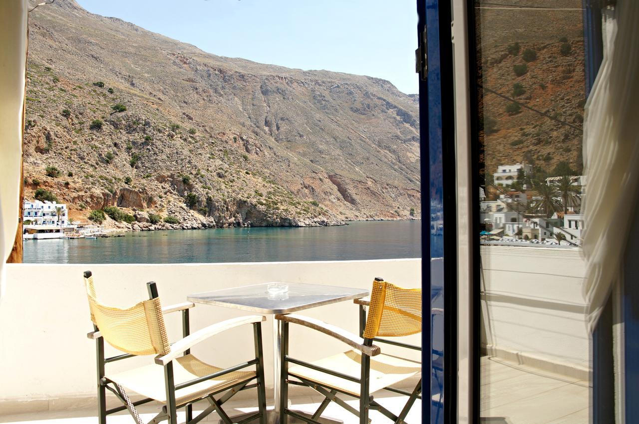 Madares Hotel Loutro Buitenkant foto