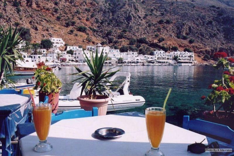 Madares Hotel Loutro Buitenkant foto